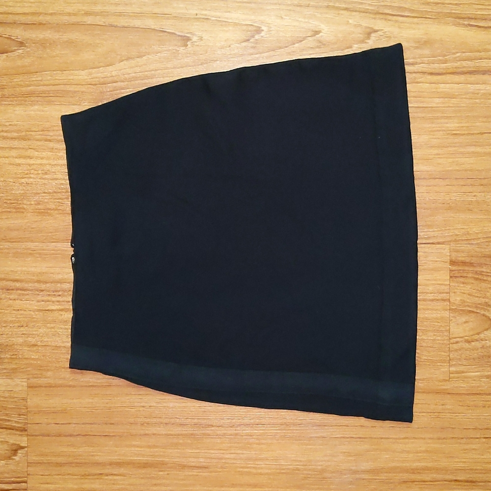& other stories Black Stretch Mini A-Line Mini Skirt with Side Panel Detail